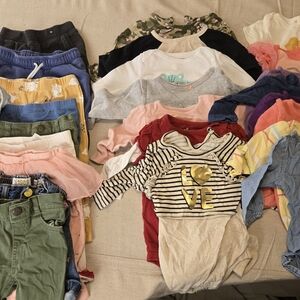 Baby Girls Mixed Clothing Lot 6-9 Months Bodysuits Tops Pants Overalls